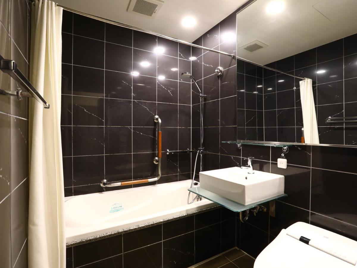 Apa Hotel Kodemmacho Ekimae Tokyo Dış mekan fotoğraf
